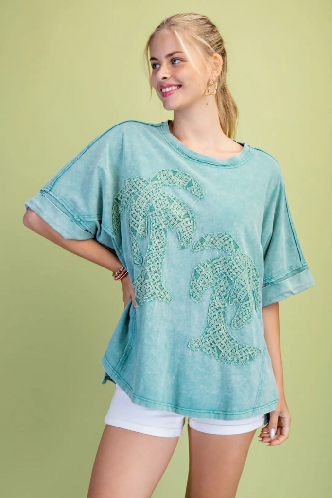 Oversized Washed T-Shirt w/Palm Trees