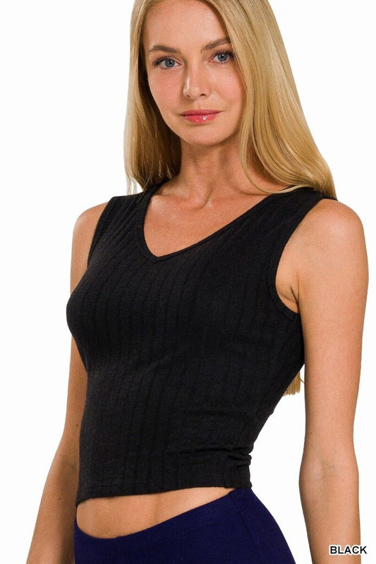 Ribbed Scoop Neck Cropped Sleeveless Top (Black)