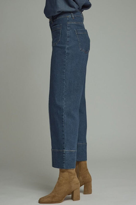 Denim pants w/front seam detail and wide hem band