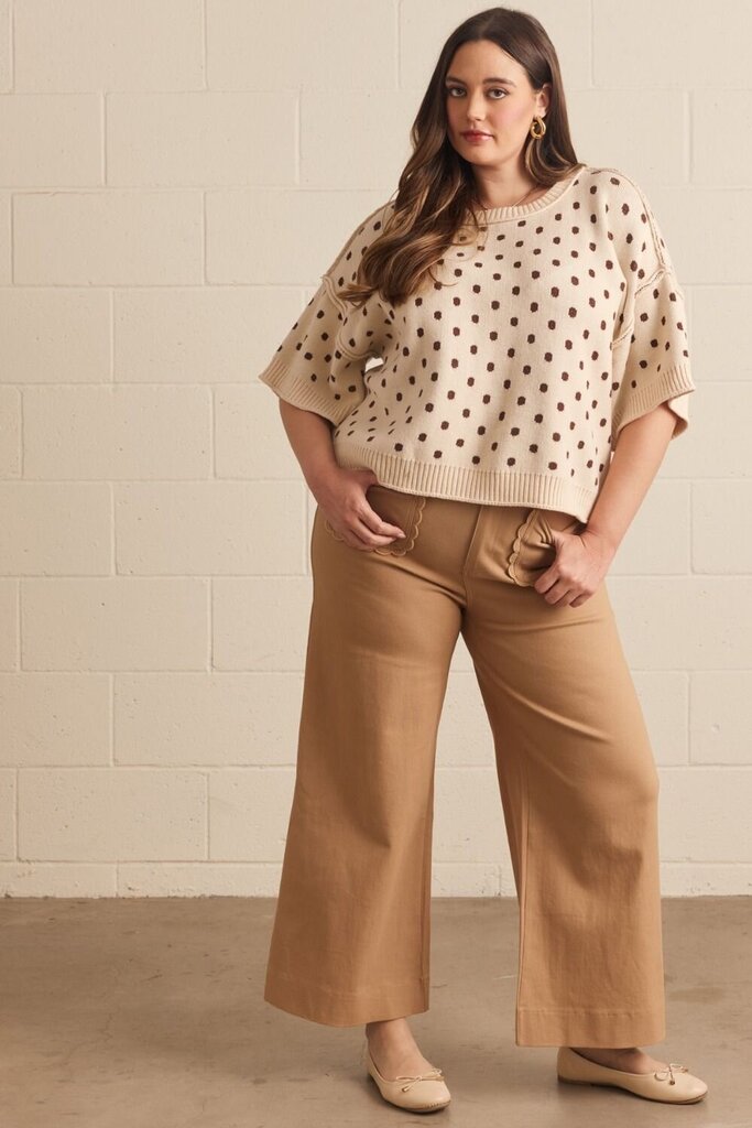 Scalloped Accent Wide-Leg Pants