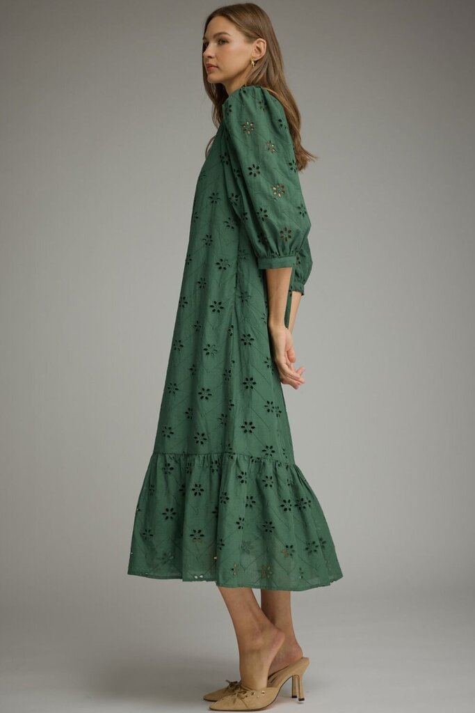 Floral Eyelet 3/4 Puff Sleeve Midi Dress- Curvy